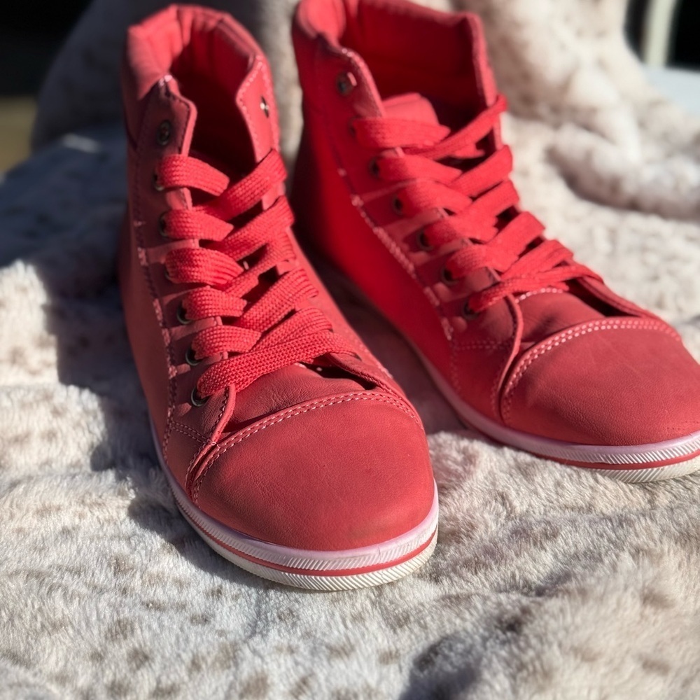 Vibrant Redish Women's High-Top Sneakers UK Brand Size 8/40